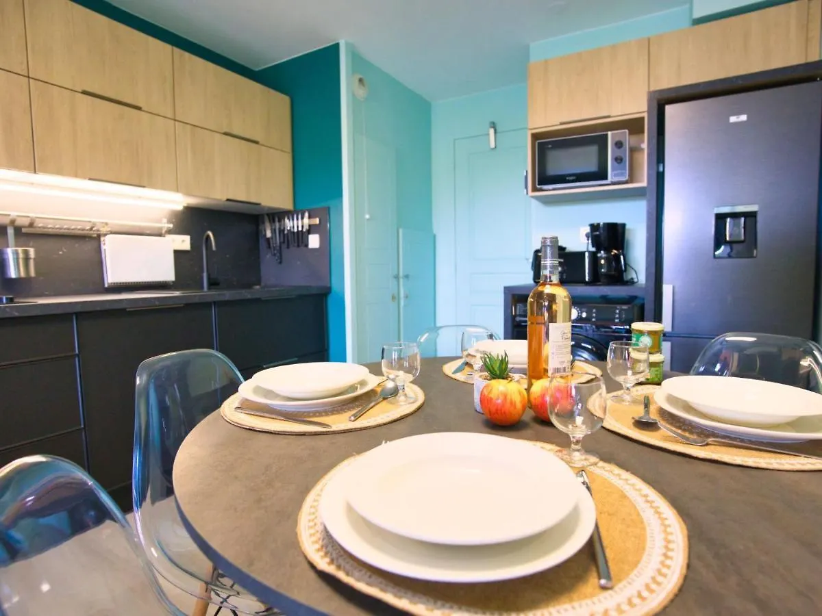 Apartment Village Cap Esterel - L'Esquinade-63 By Interhome Saint-Raphaël 0*,  Francie