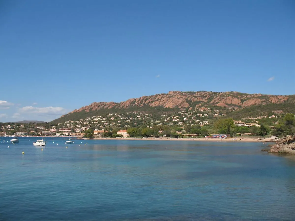 Apartment Village Cap Esterel - L'Esquinade-63 By Interhome Saint-Raphaël